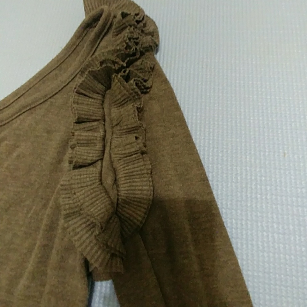 Top - Picture 2 of 2