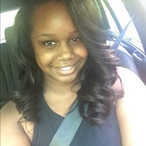 Meet your Posher, Briana