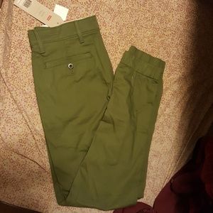Brand New never worn Levi's chino Joggers