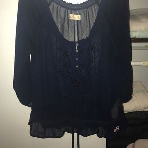 Size small navy hollister 3/4 sleeve