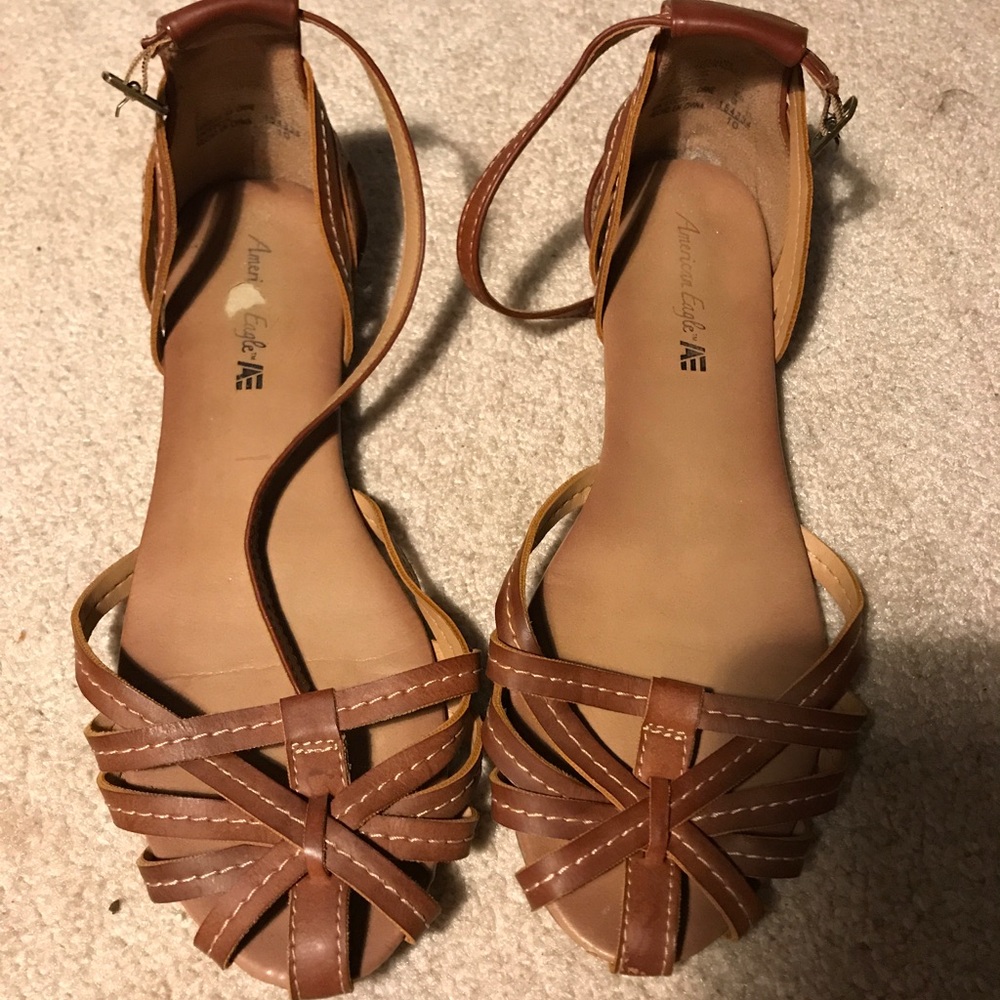 American Eagle Sandals