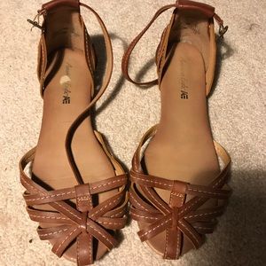 American Eagle Sandals
