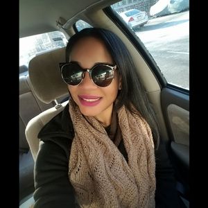 Meet your Posher, Arlette