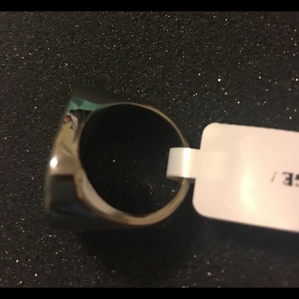 Ring - Picture 2 of 2