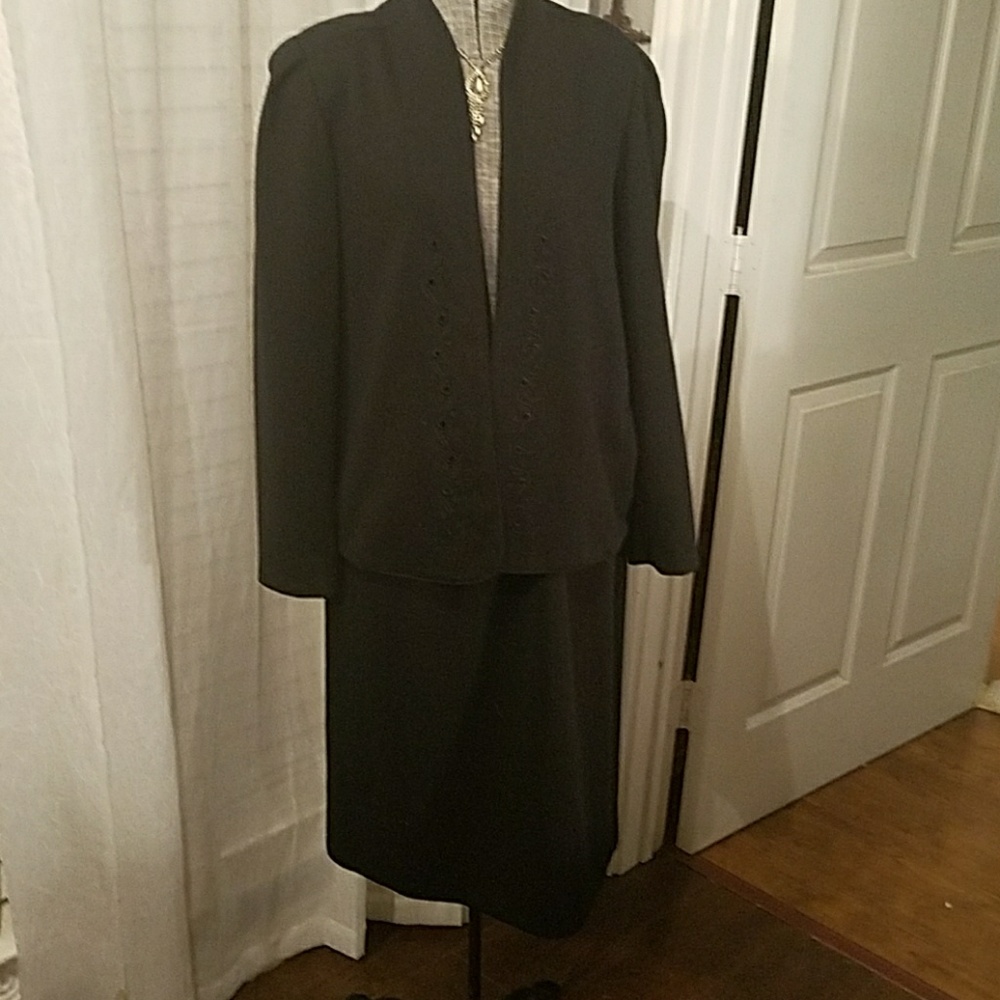 1940s style black suit with embroidery