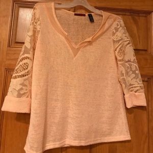 BKE Peach Top with lace sleeves