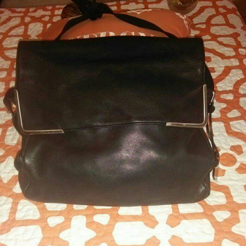 Kenneth Cole bag