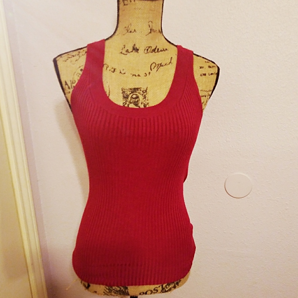 NY&Co fuschia tank/cami