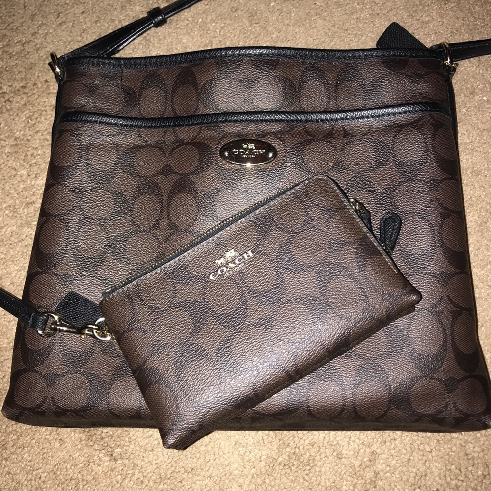 Coach purse with matching wallet