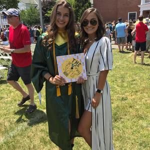 Meet your Posher, Hayley