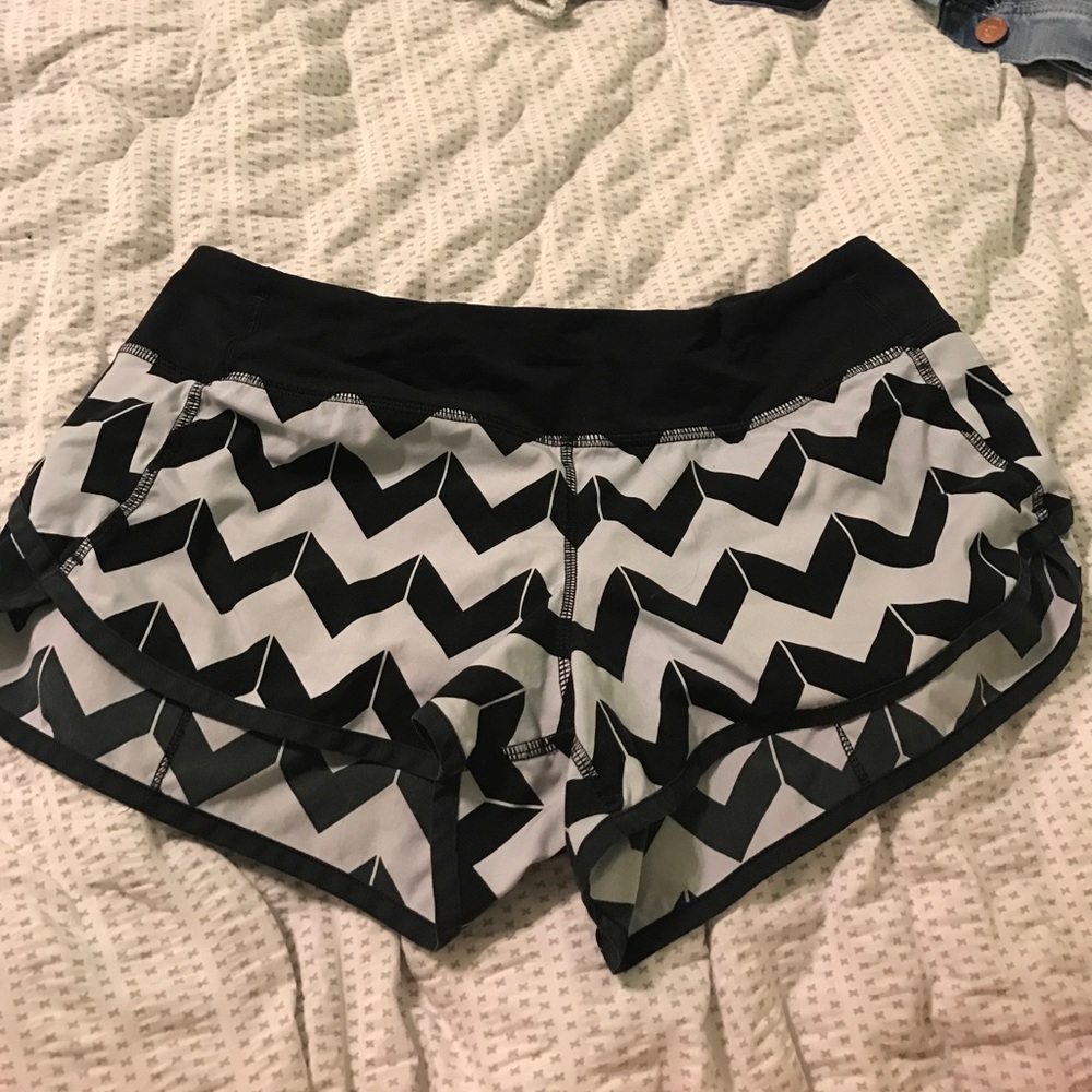 LULU shorts -- size 6