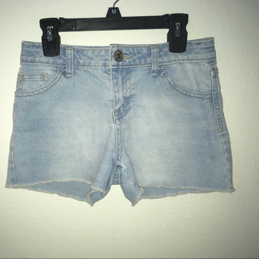 Cherokee - Light Wash Shorts