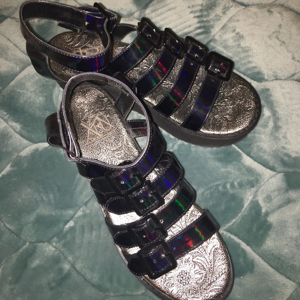 Y.R.U shoes
