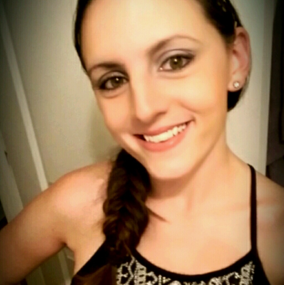 Meet your Posher, Amanda