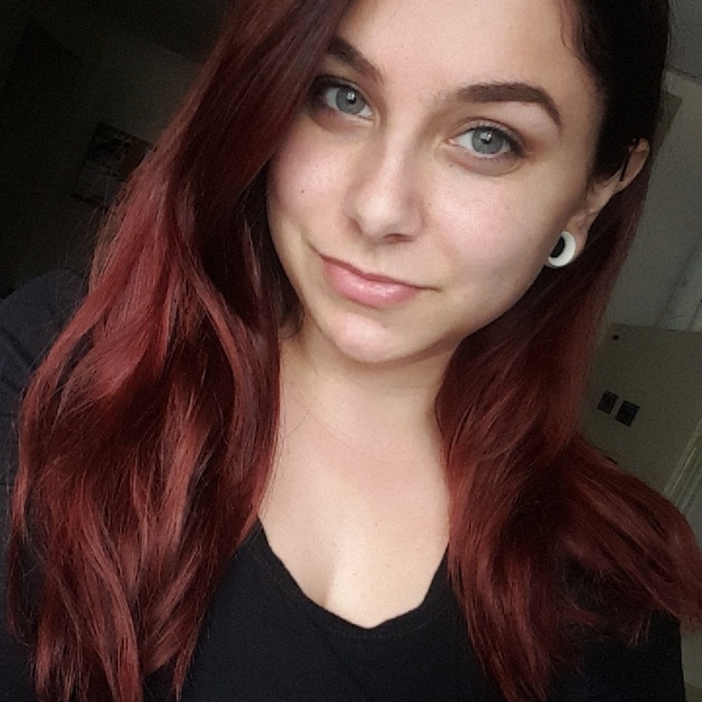 Meet your Posher, Alexis