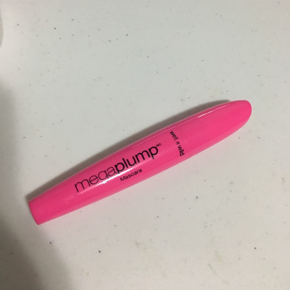 mascara