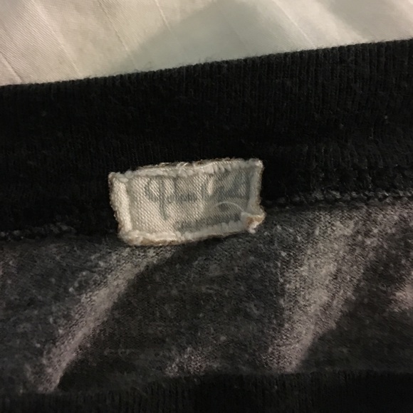 gray brandy tshirt - Picture 4 of 4