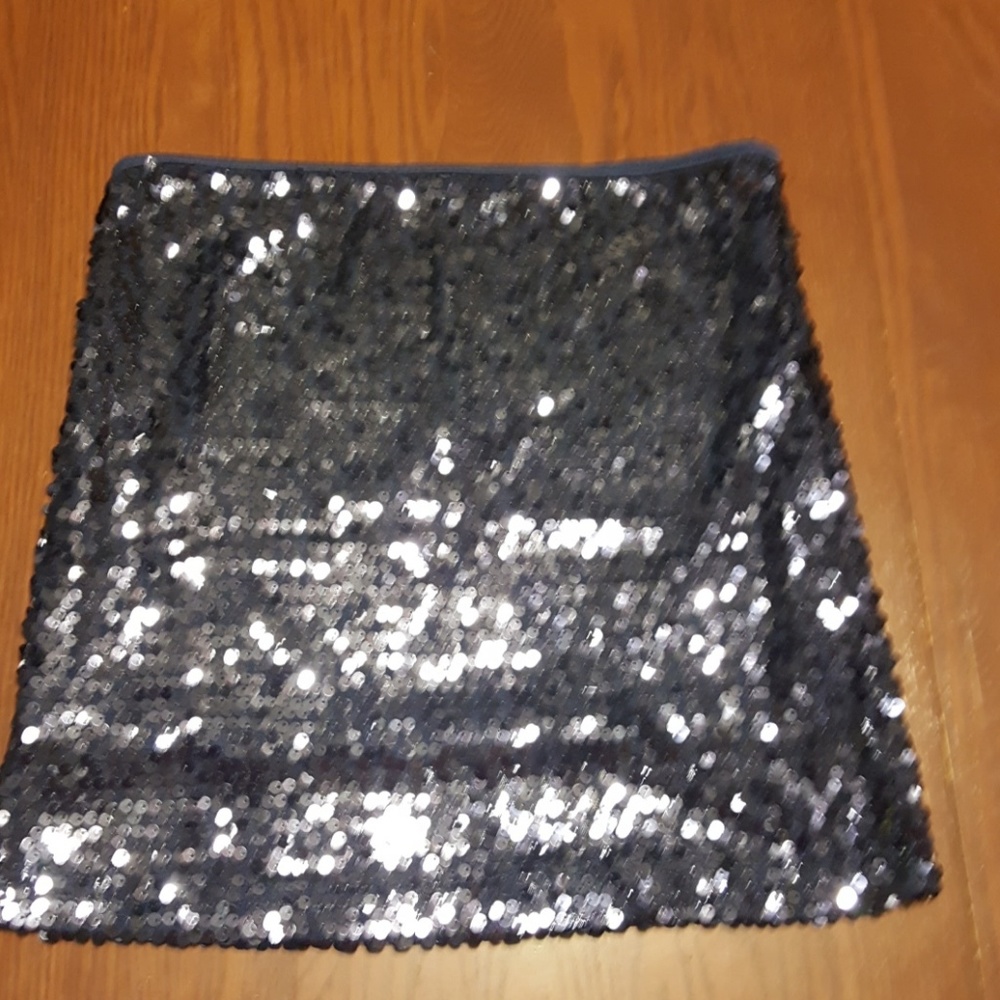 Poof Couture Navy sequin skirt NWOT AM
