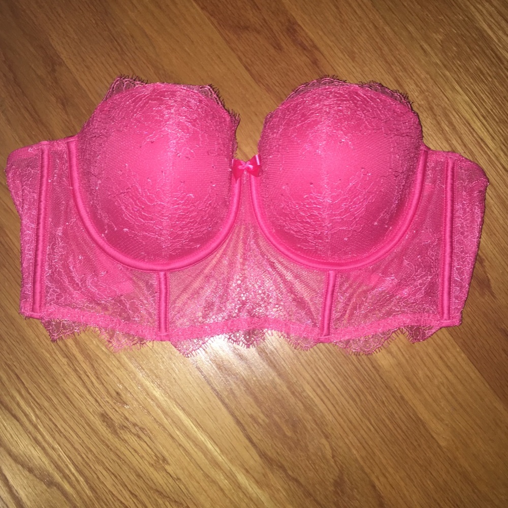 NWOT🎀 Pink Lace Convertible Bustier Bra