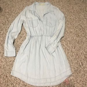 Gianni Bini light denim dress