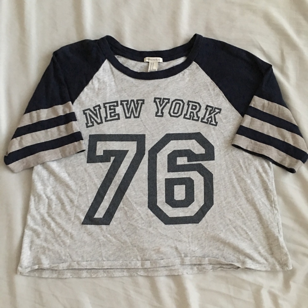FOREVER 21: Crop top