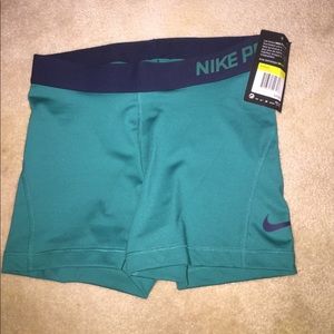 New with tags Nike pro spandex