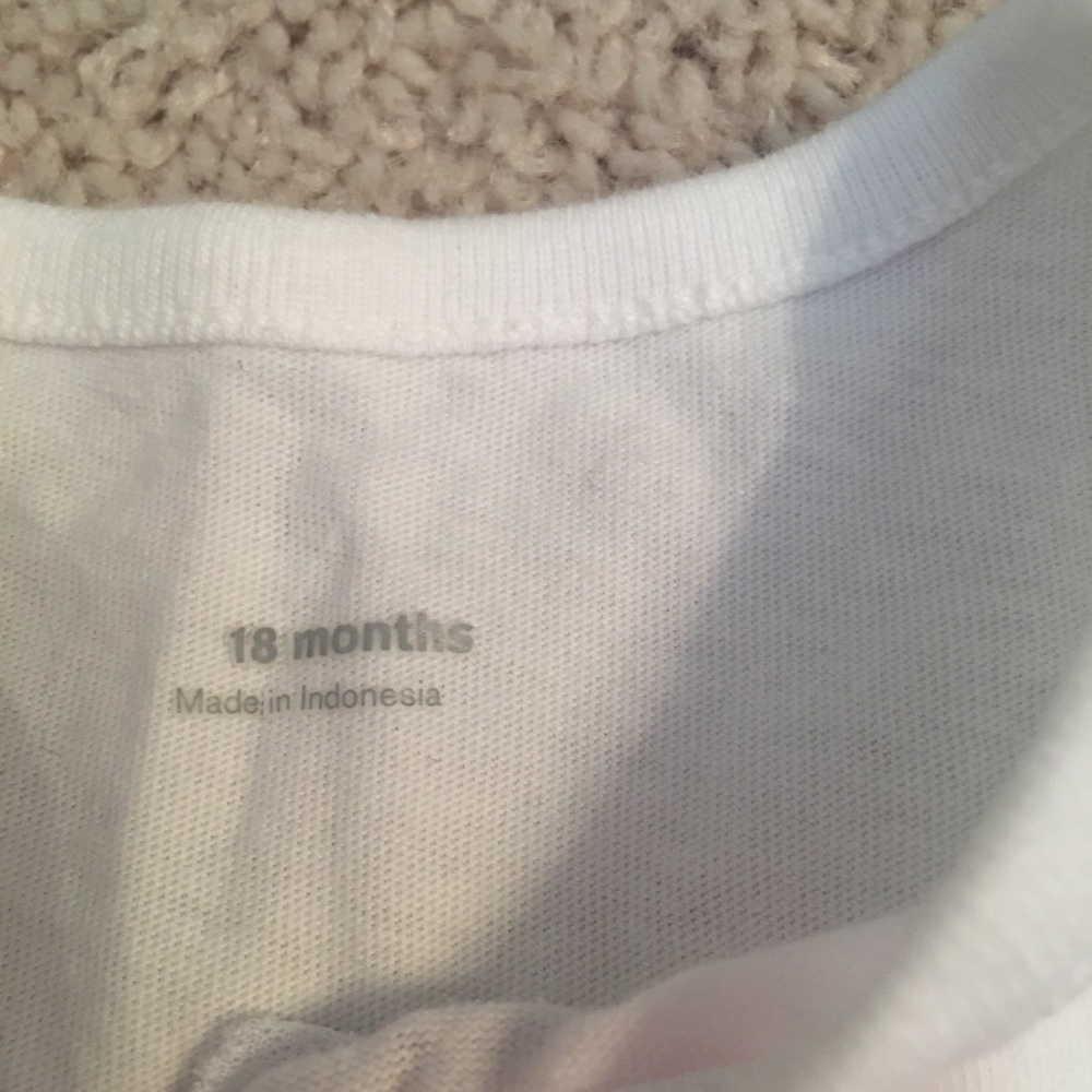 Gymboree Top Size: 18 months - Picture 3 of 5