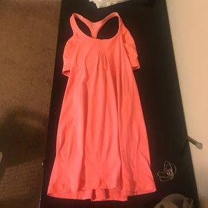 Lululemon no limits tank with built in bra