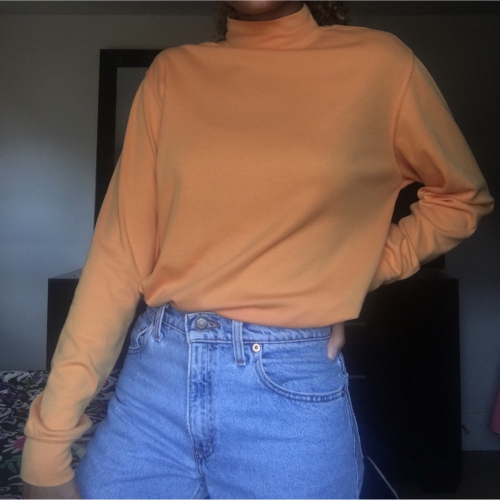 ❌Sold on Depop❌ Nickelodeon Color long sleeve