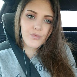 Meet your Posher, Jacklyn