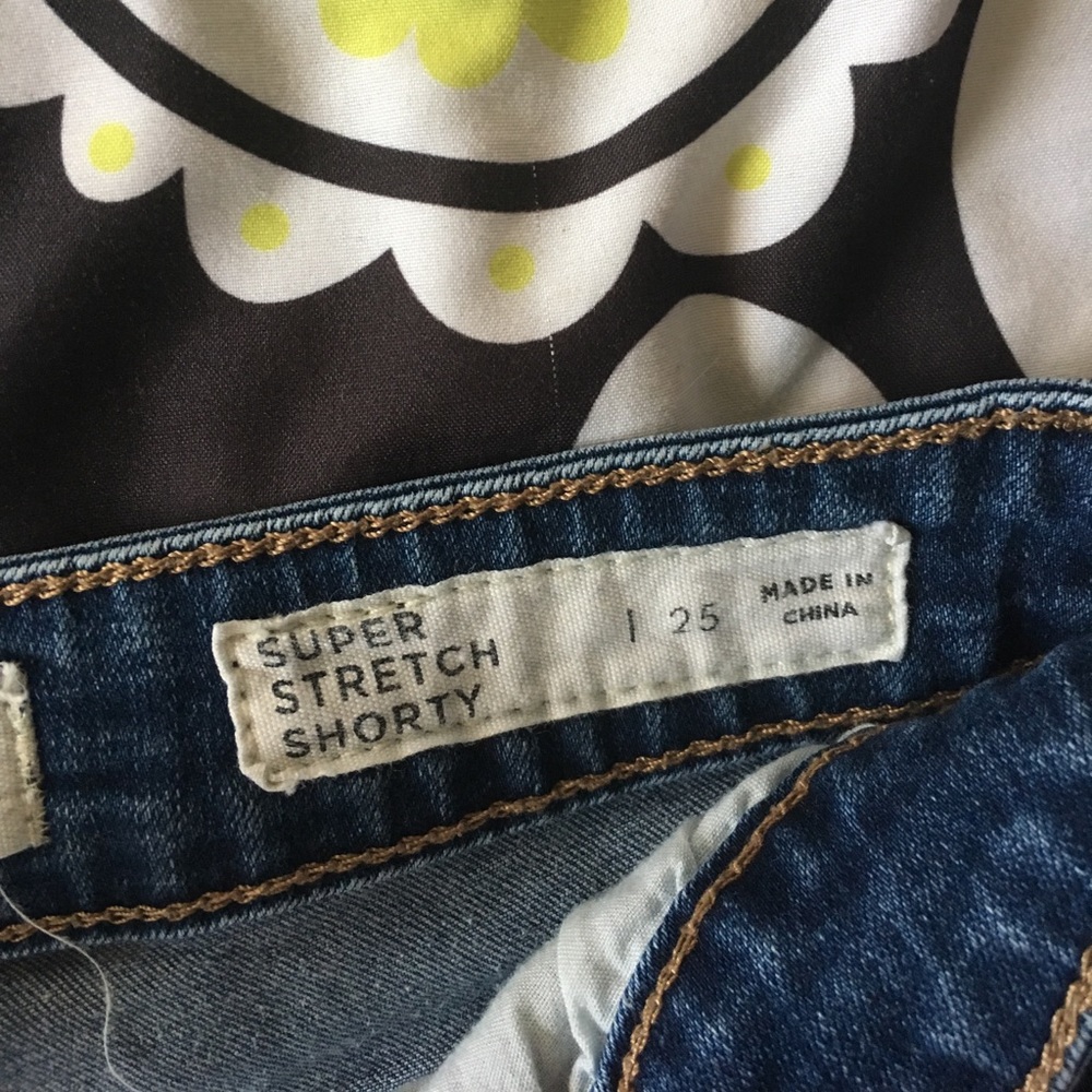 shorts - Picture 3 of 4