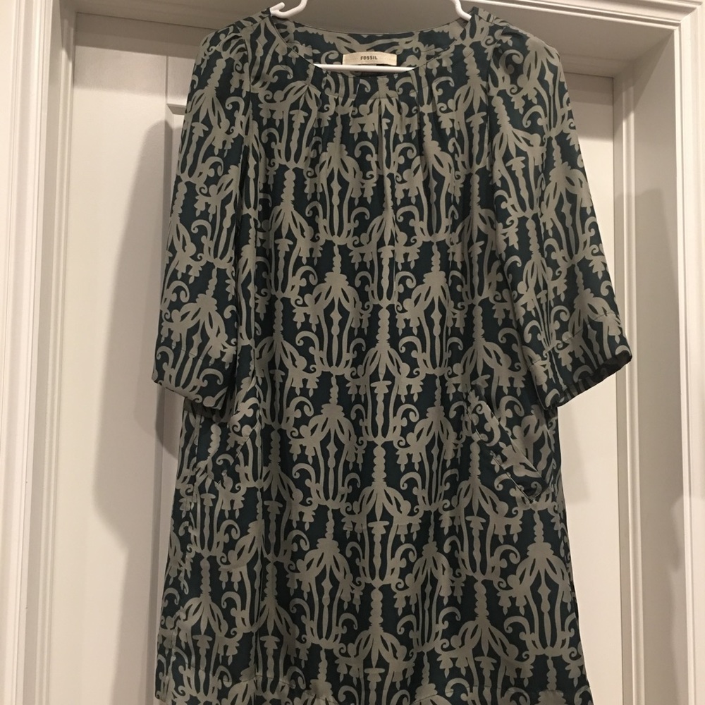 Fossil dress