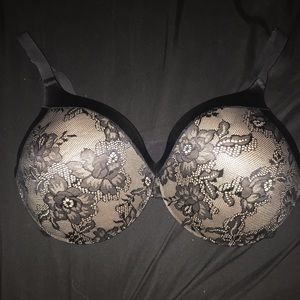 💋Black and Beige laced bra💋