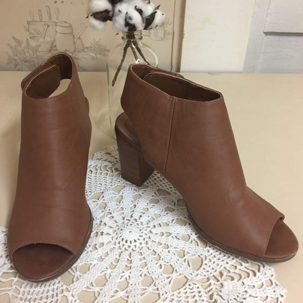 Peep toe booties