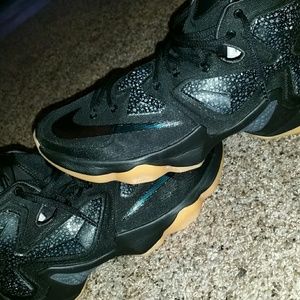 Lebron 13s