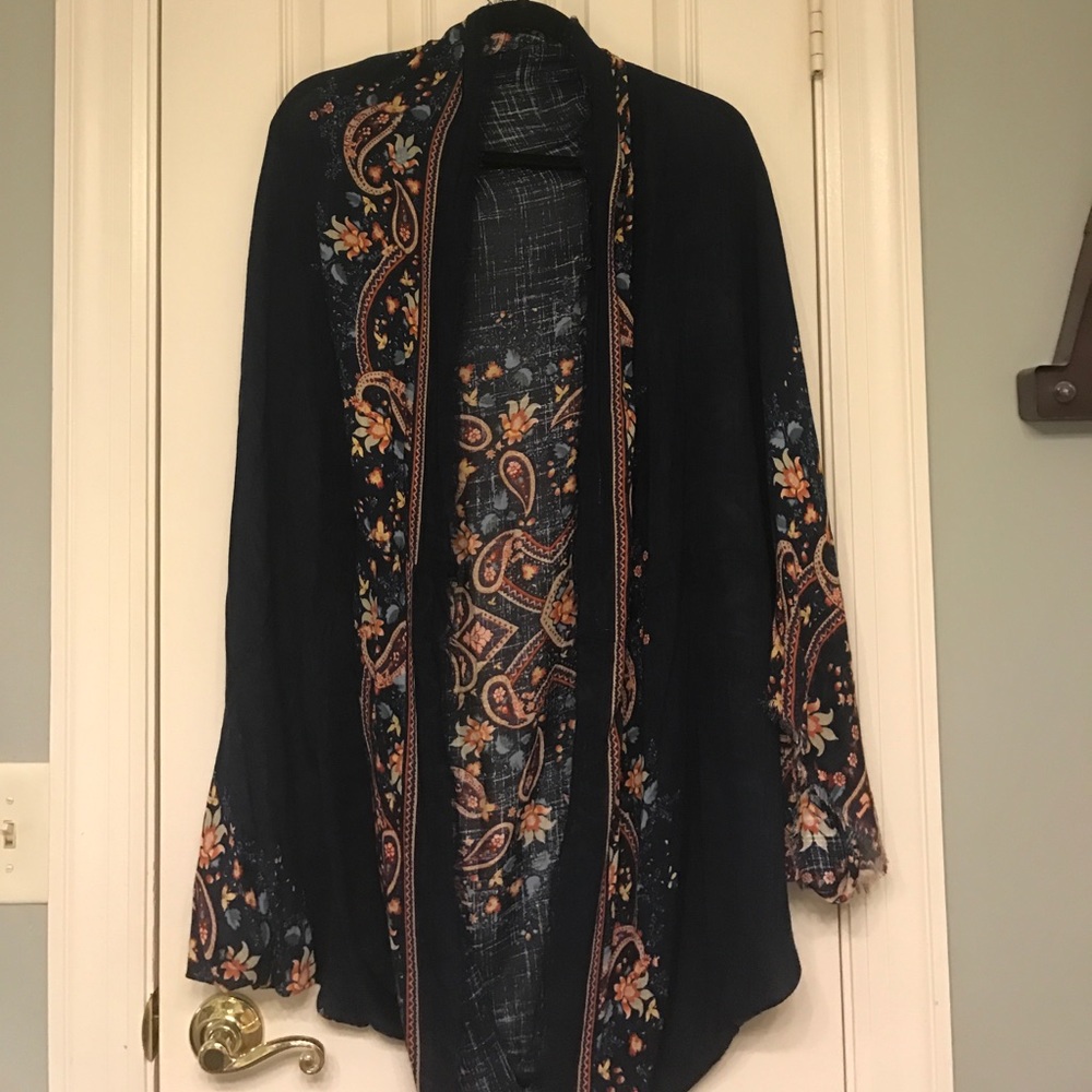 NWOT Kimono