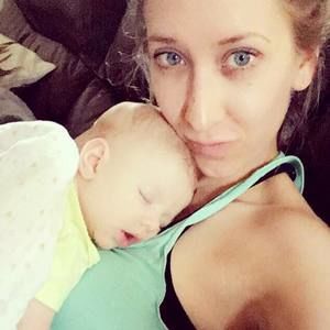 Meet your Posher, Karissa