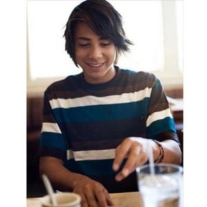 Meet your Posher, Devan