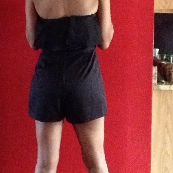 NWT Ruffle Top Romper - Picture 7 of 8