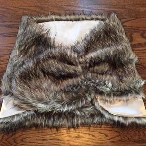 Fur shawl