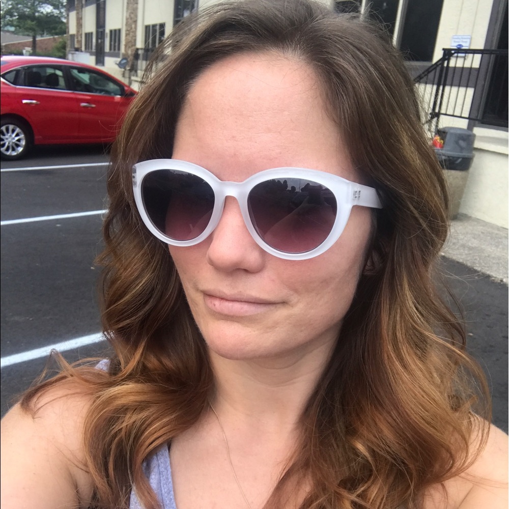 Meet your Posher, April