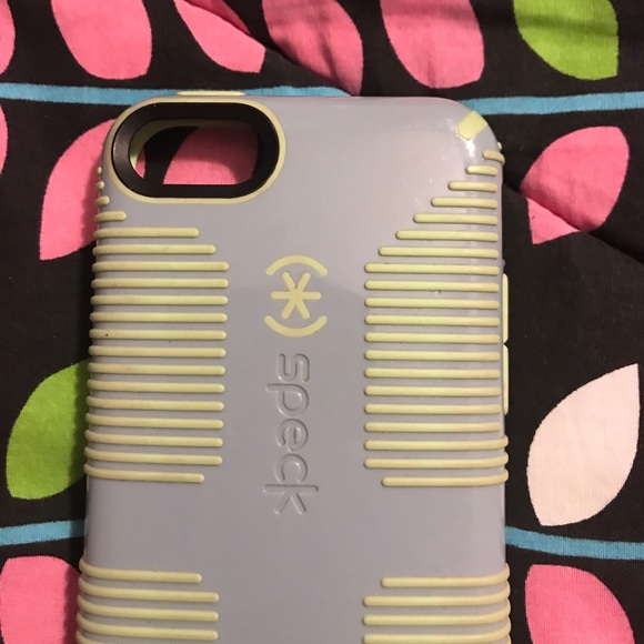 iPhone 5c speck grip case - Picture 3 of 3