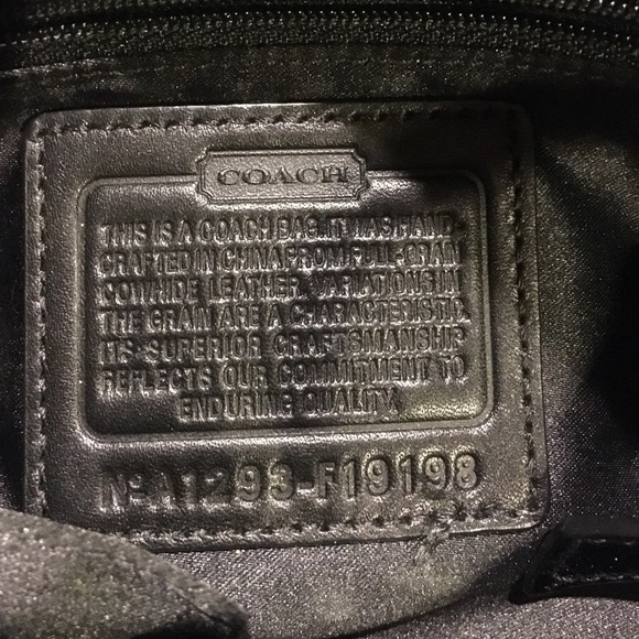 Black, Coach purse. VGUC! - Picture 6 of 7