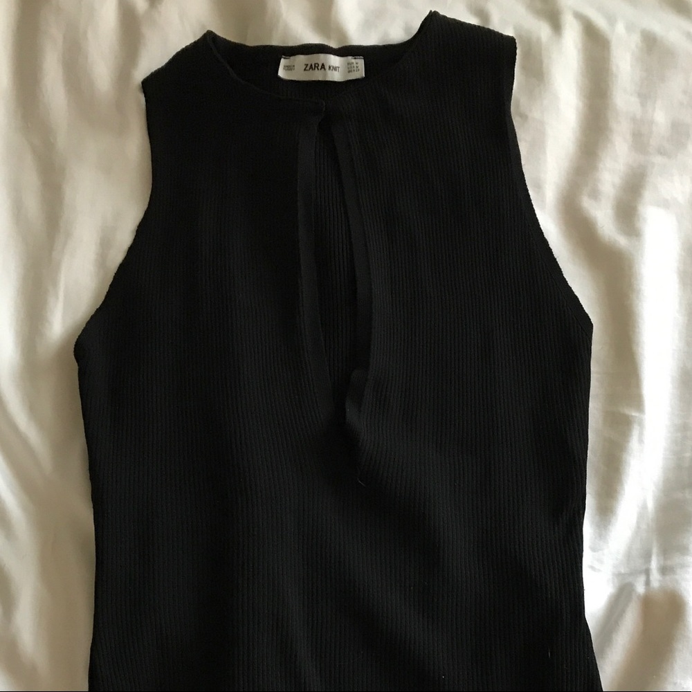 Zara Knit Black Ribbed sleeveless bodysuit M