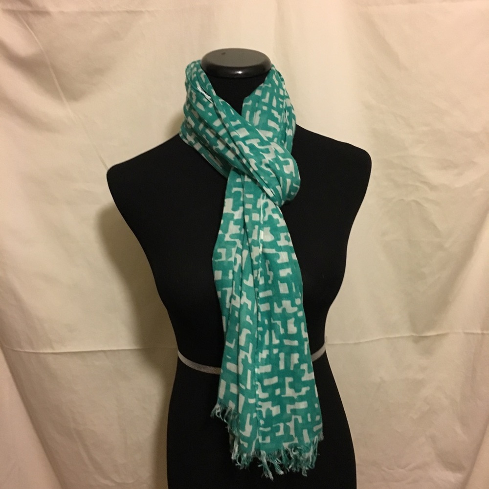 Teal and White Patterned Scarf