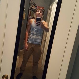 Meet your Posher, Tyler