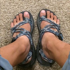 Chacos size 6 women's