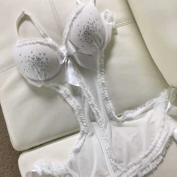 Other - ✨FLASH SALE✨Rhinestone & lace lingerie