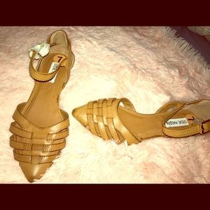 Steve Madden Pointy Flat Shoe