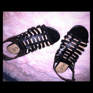 Black Sandal Warrior Style